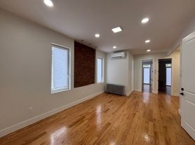 62-71 Forest Ave, Ridgewood, NY
