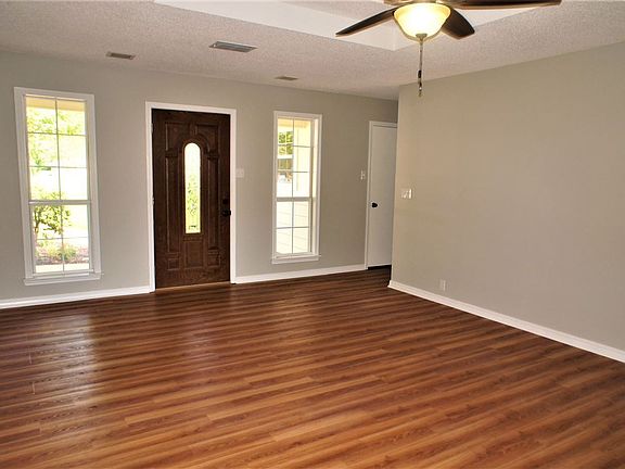 2nd image of 1138 Kensington Ct