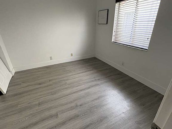 5th image of 1499 Presidio Dr