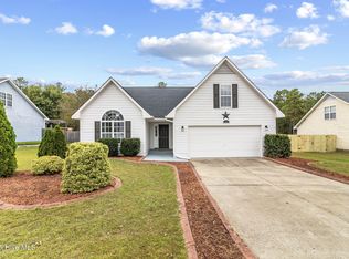 179 Fallingleaf Dr, Raeford, NC 28376