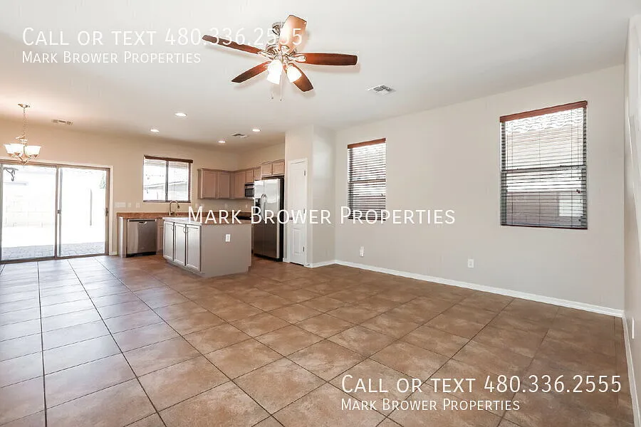 Building Photo - 4177 E Woodside Ct