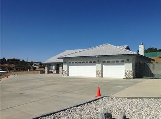 10575 Ranchero Rd, Oak Hills, CA 92344