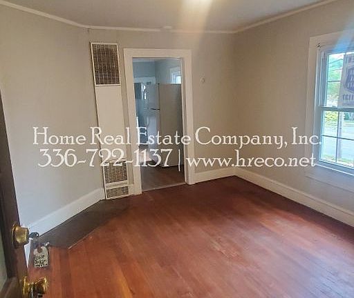 2nd image of 616-618 N Jackson Ave