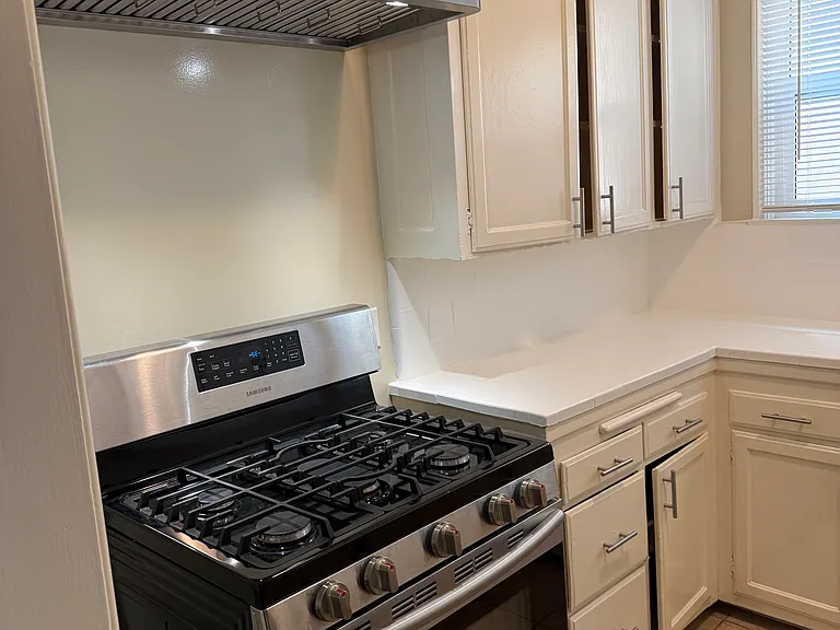 1224 S Westmoreland Ave #1 — Photo 11
