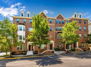 15057 Leicestershire St, Woodbridge, VA 22191