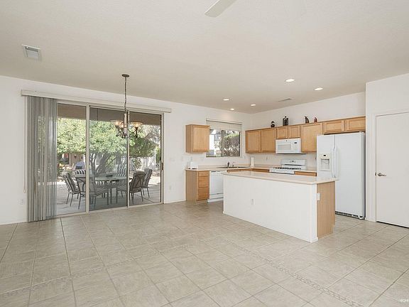 4th image of 15120 W Alegria Ct