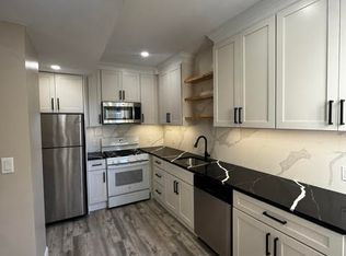 40 E 15th St APT 2F, Bayonne, NJ 07002
