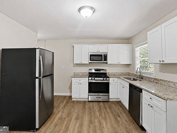 3rd image of 306 Ard Pl NW