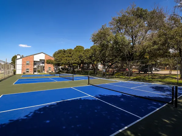 Centennial Place Apartments