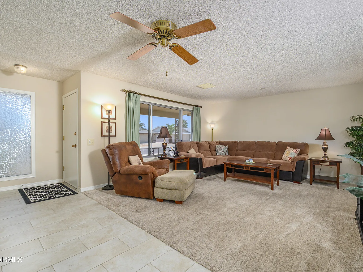2 bed, 2.0 bath, 1899 sqft, $1,700 — Photo 2