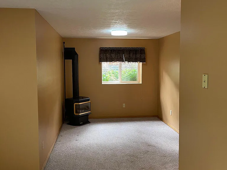4318 E 39th Ave — Photo 16