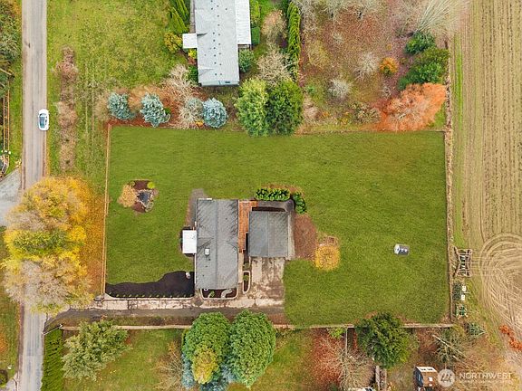 5th image of 4602 62nd Avenue E