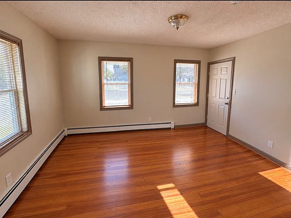 4th image of 1 Friend St Floor 1