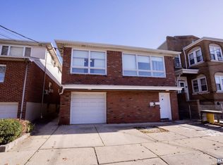 214 8th St, Fairview, NJ 07022