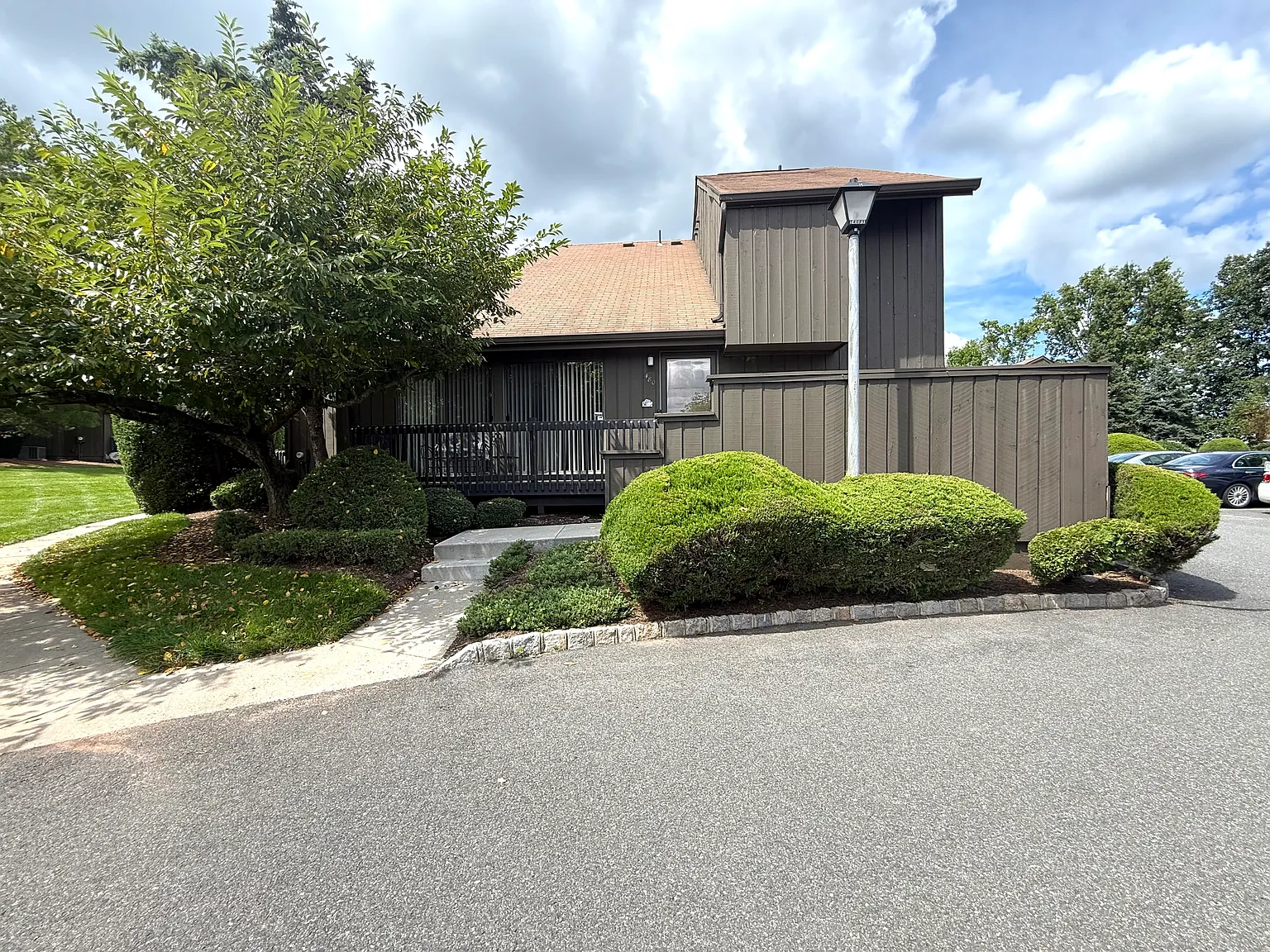 2 bed, 2.5 bath, 1604 sqft, $3,200 — Photo 1