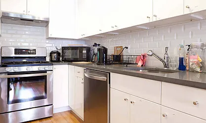 Rented by Adrian Clevenot, LREB