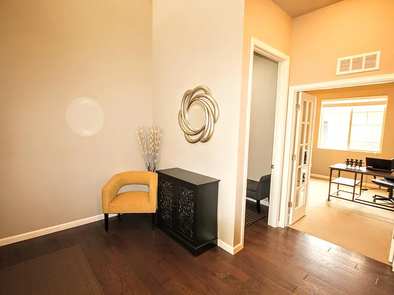 1401 Skyline Dr — Photo 15