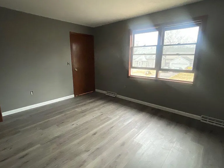 65 Wisteria St — Photo 22