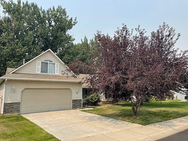 87 Eaton Rd — Photo 2