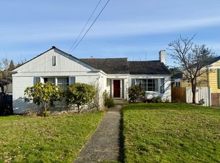 1952 34th Ave W, Seattle, WA 98199