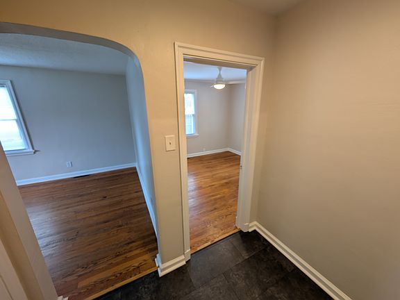 4th image of 824 City Park Ave