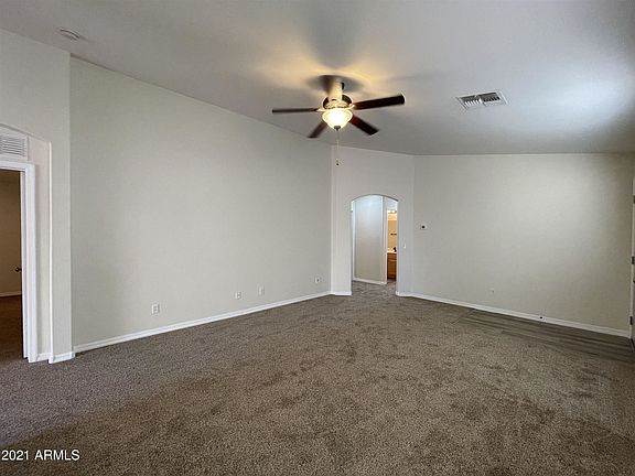 4th image of 34139 N Alison Dr