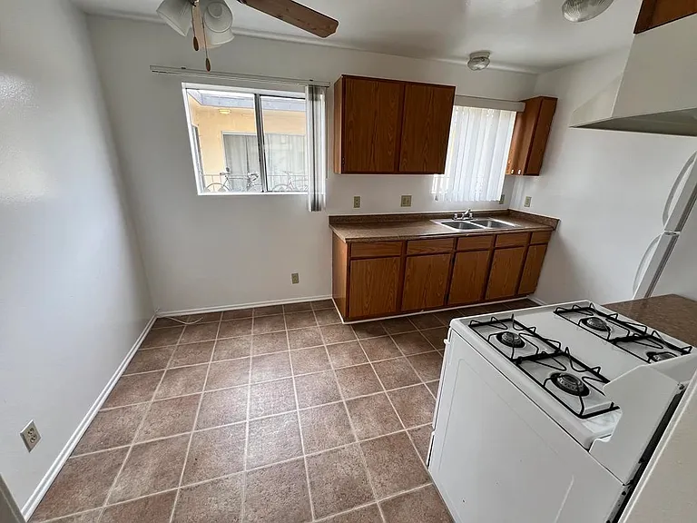 3671 Veteran Ave #3 — Photo 6