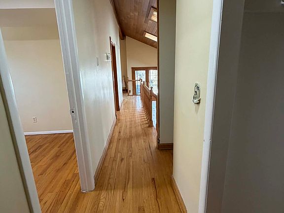 3rd image of 110 Winchester Ave Floor 2