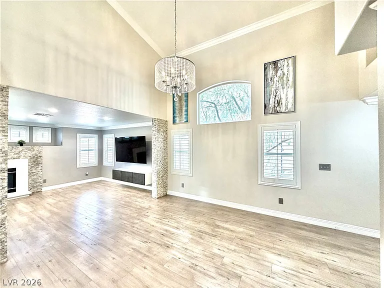 10087 Yellow Canary Ave — Photo 3