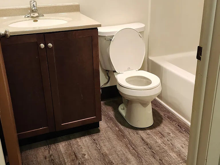 Meadowview Bath