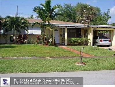 2nd image of 1811 SW 23rd Ter