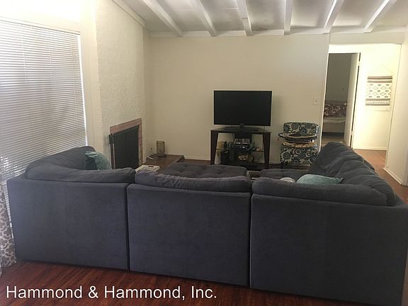4th image of 6547 Gazette Ave