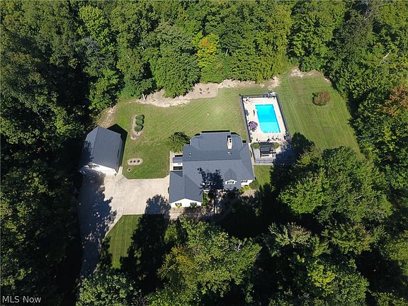 2nd image of 2303 W Steiner Rd