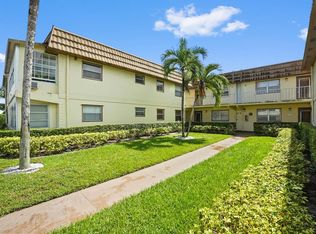 52 Saxony Cir #B, Delray Beach, FL 33446