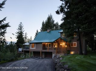 224 Redwood Cres, Star Valley Ranch, WY 83127