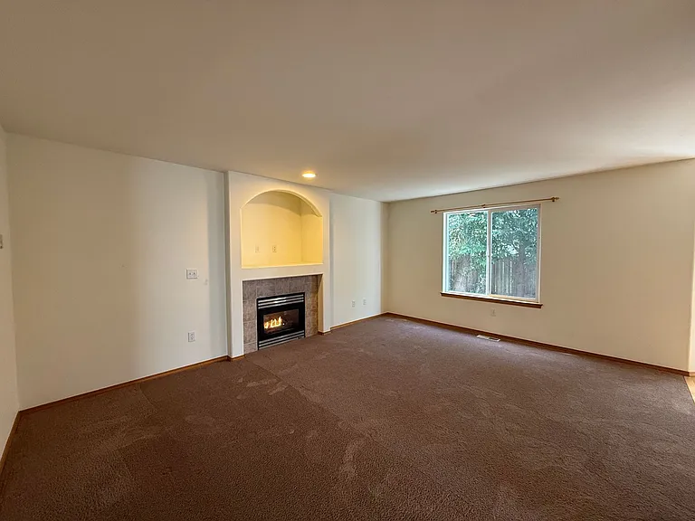 18230 28th Dr SE — Photo 17