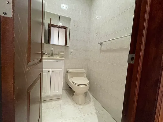 Rented by Oxford Property Group | media 23