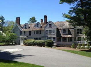 45-53 Strawberry Hill St, Dover, MA 02030