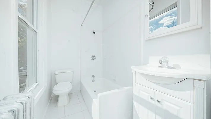 Rented by Nooklyn NYC LLC | media 9