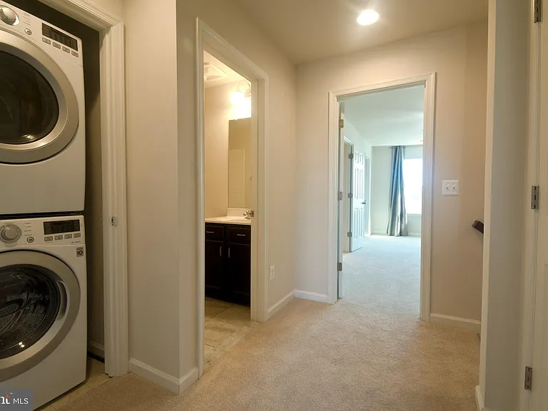 105 Gristmill Ct — Photo 27