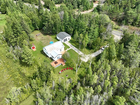 2nd image of 621 Huron Rd