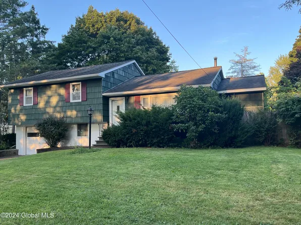 2300 N Old Post Road, Castleton, NY 12033