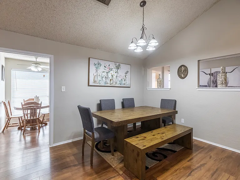 5701 Quail Run St — Photo 7