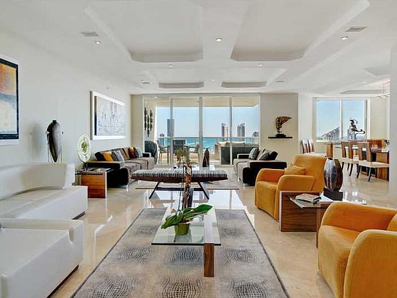 3rd image of 3201 NE 183rd St APT 3106