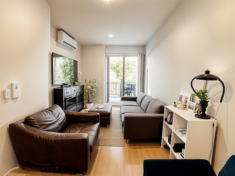 1st image of 138A 16th St #3R
