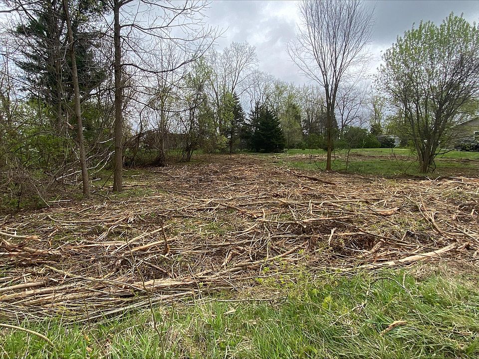 1st image of 119 W Princess Dr