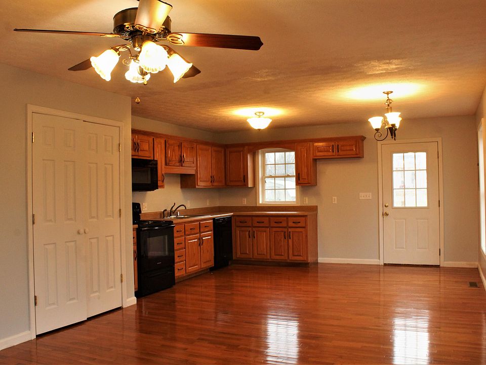 134 Guinn Dr, Monticello, KY 42633 MLS 22026129 Zillow