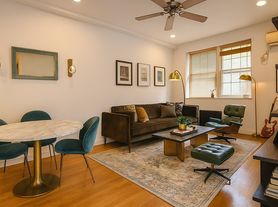 713 Metropolitan Ave