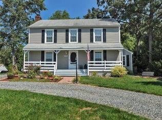 9964 Reams Rd, North Chesterfield, VA 23236