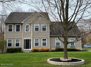 8476 Hathaway Rd, Kalamazoo, MI 49009